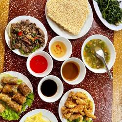 Unser Mittagessen - das gibt's nur in Ninh Binh
