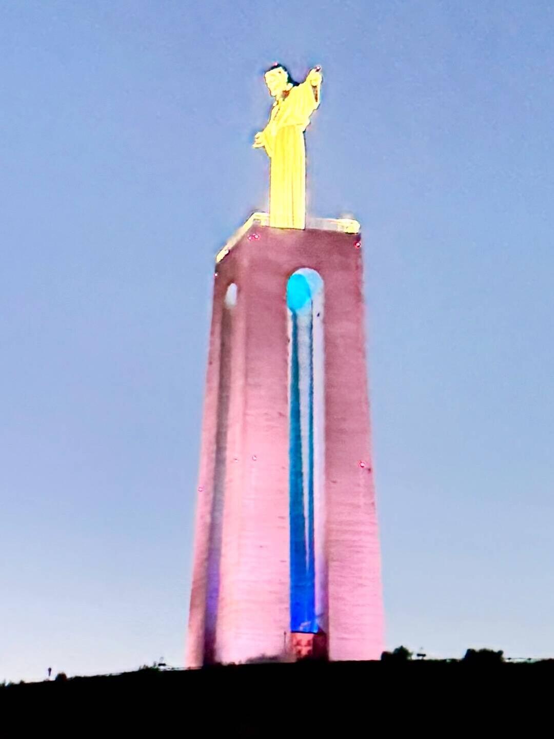 Sightseeing auf der Fahrt zum Flughafen: Cristo Rei - Jesus Statue