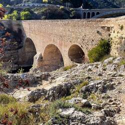 Von dieser Seite unspektakulär