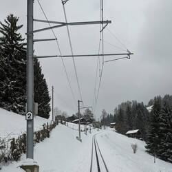 Oberleitung der Strecke Montreux - Rochers de Naye