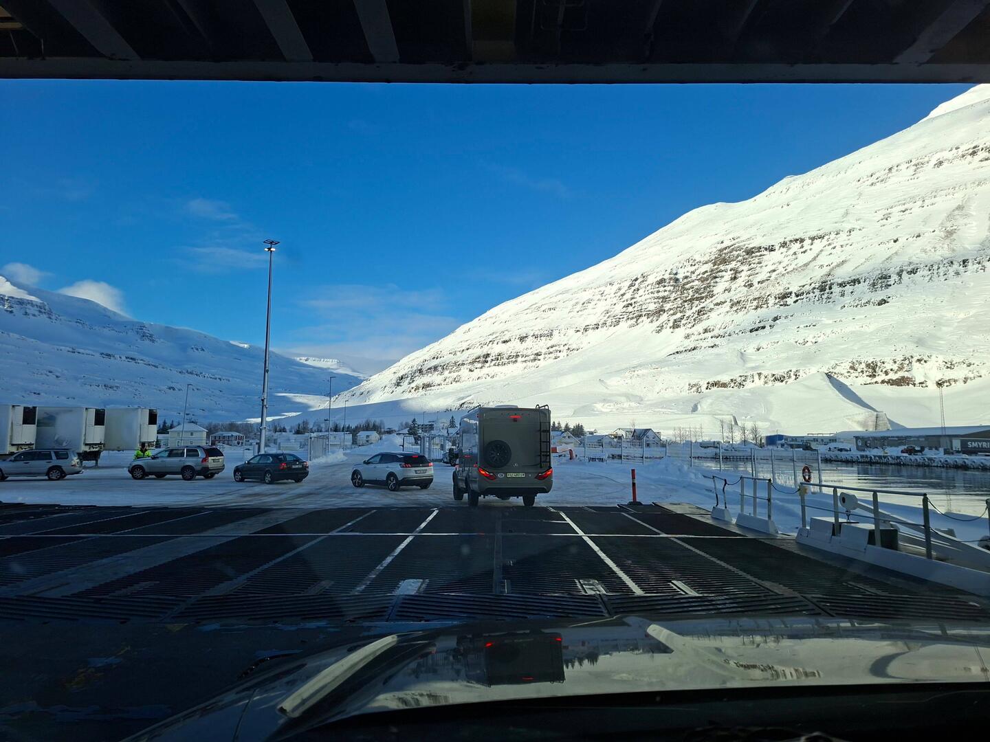 Islande, nous voilà !
