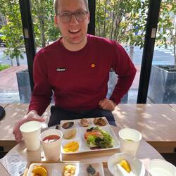 Frühstück im Hotel - wir sind in einem Tee Hotel und alles ist danach ausgerichtet