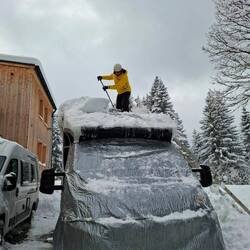 Aktion Wohnmobil freischaufeln