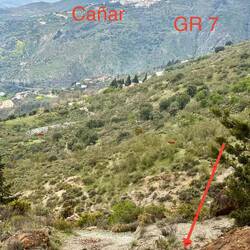 No way to follow this GR 7 blaze, but a good view of the Cańar stage.