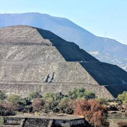 Die drittgrößte Pyramide der Welt, die Sonnenpyramide