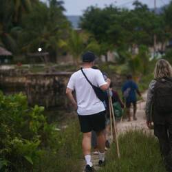 Zurück im Sonnenuntergang