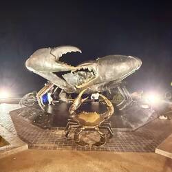 Que serait Krabi sans son crabe ?😅 The Mud Crabs Sculpture