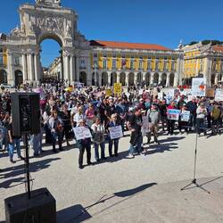 Great energy at No Kings demonstration