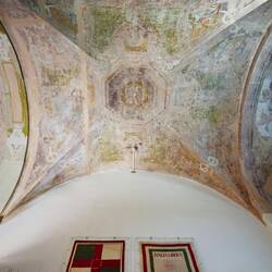 Roof detail and patriotic silk handkerchiefs.