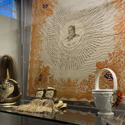 Silk handkerchief celebrating the amnesty granted by Pope Pio IX to political prisoners.