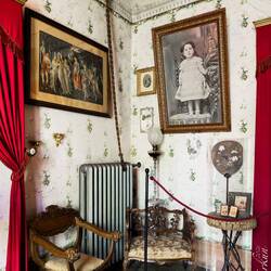 Elvira's drawing room ... the picture of the little girl is their daughter, Libertà (Titti).