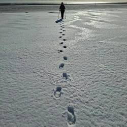 Après faire la trace dans le sable, faire la trace dans la neige 😉