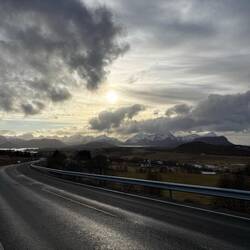 La ville où je dors en contrebas, quelle vue prenante!