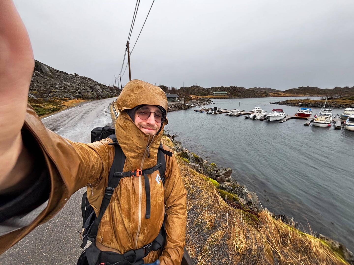 Il y a autant de maisons que de bateaux ici