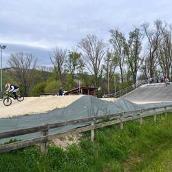 Le long de la Via Rhôna, les loupiots s'en donnent à cœur joie
