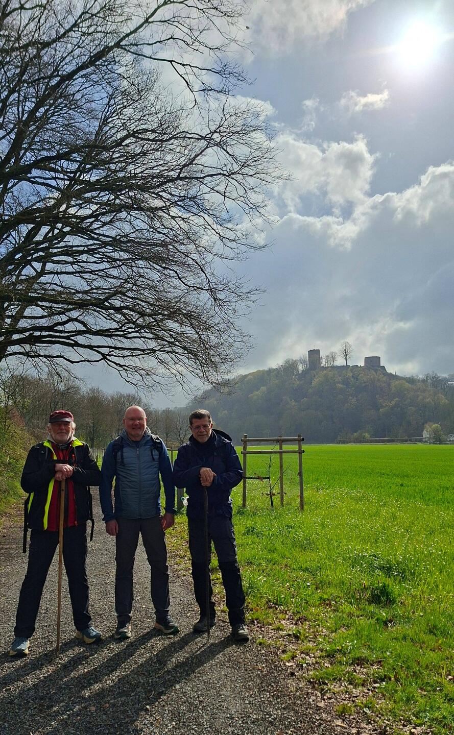 Wir starten unterhalb von Blankenberg.