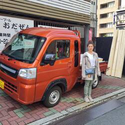 Kleiner japanischer Lieferwagen