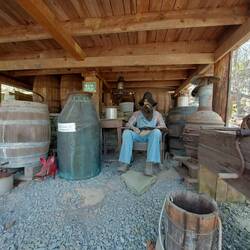 Moonshiner unterm Museum.