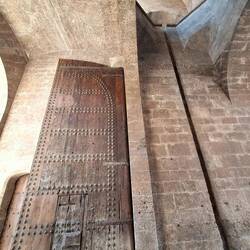 Torflügel - hunderte Jahre alt