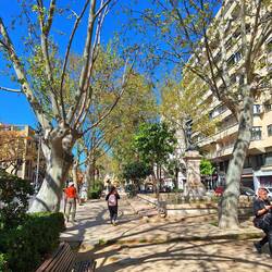 Überall laden kleine Parks zur Erholung ein