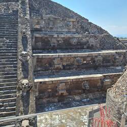 Zoomed view of the Temple of the Feathered Serpent