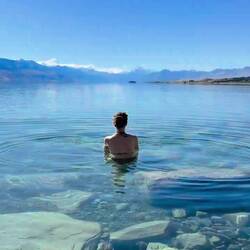 She did it. 8 degree glacier lake 🙌