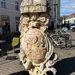 Barockwappen von Österreich-Ungarn, Spolie des St. Veiter Tores