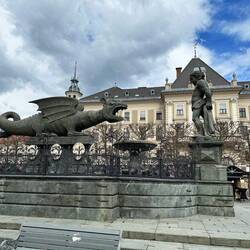 Herkules und der Lindwurm - der soll der Legende nach das Klagenfurter Becken heimgesucht haben ...