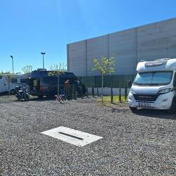 Zurück auf dem Platz, noch ist es leer ..., wir haben noch 1 Nacht verlängern können