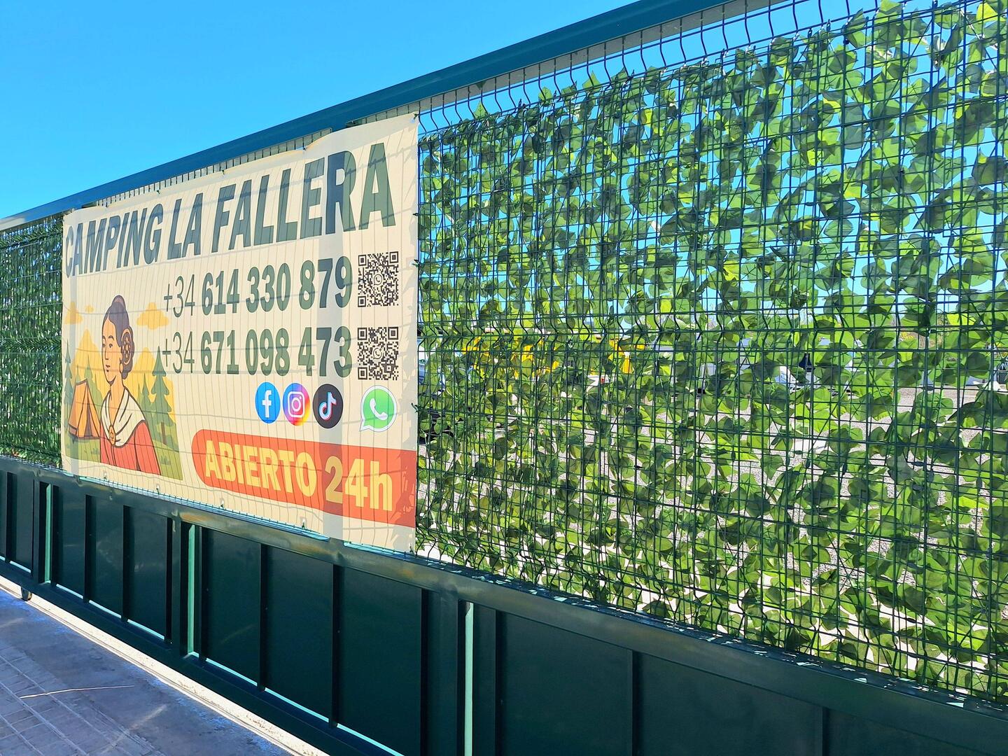 Dieser ruhige Platz ist rund um die Uhr bewacht