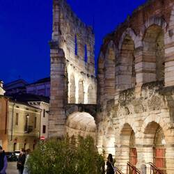 Der Rest des ursprünglichen äußeren Ringes besteht nur noch aus 4 Bögen