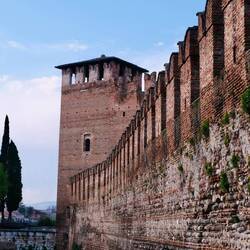Erster Blick auf das Castelveccio