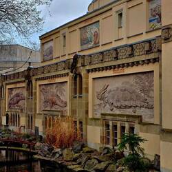 Tolle alte Tierbilder auf der Wand