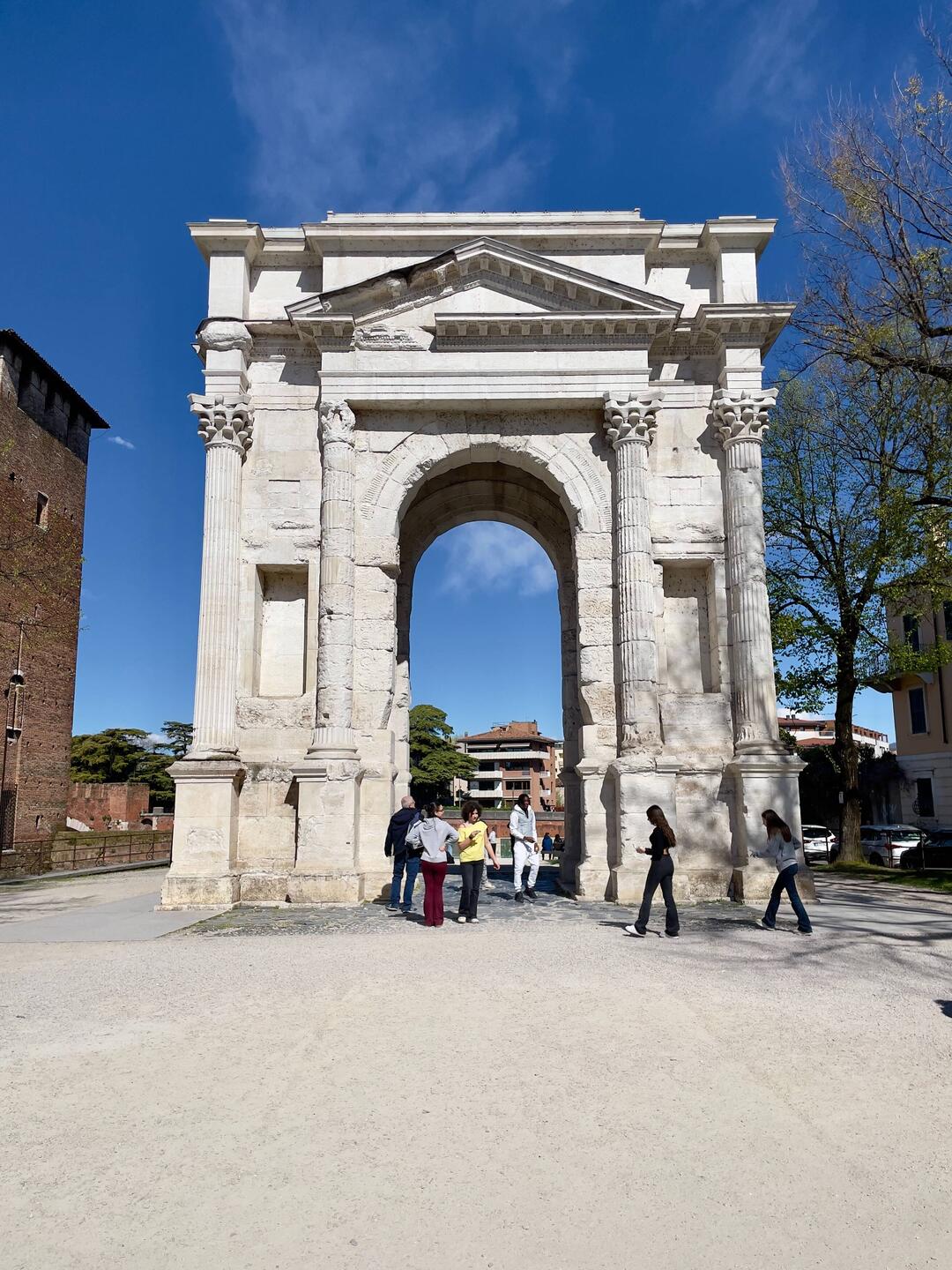 Am Arco dei Garvi vorbei