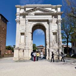 Am Arco dei Garvi vorbei