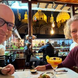 Vor der Kathedrale in Cuenca