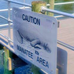 Noch nie so ein Schild oder so ein Teil gesehene 🤣