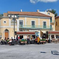 Ravello; town square (piazza)