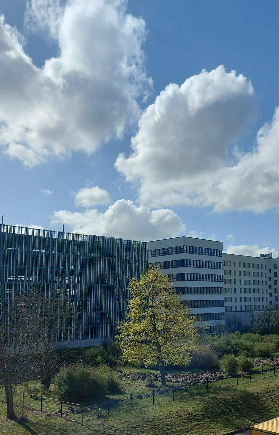 Parkhaus und Hotel Lou