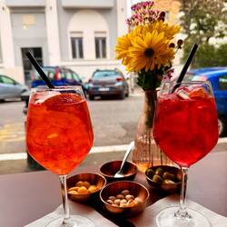Aperitivo mit Blick auf unser Wohnzimmer 😃