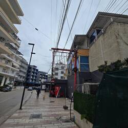 Wohin man schaut ..... Stromkabeln sogar auf Augenhöhe 😵‍💫😨