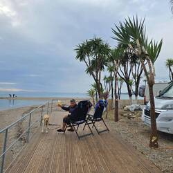.... und ein Trankerl 🥂🍻, bevor es draußen wieder nass 🌧🌧 wird.