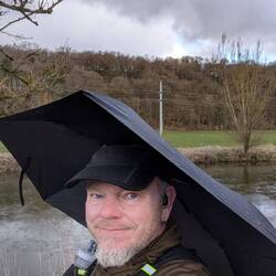 Aprilwetter: erst Schnee, jetzt Regen und später scheint die Sonne