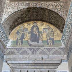 Note the curtain above to bring down and cover this on Fridays.