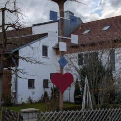 Traditioneller Baby-Baum