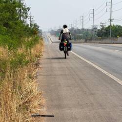 Fairly uninspiring highway undulated towards Ban Khwao.