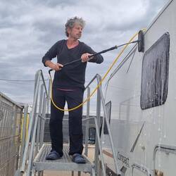 Nach dem "Blutregen" war Waschen angesagt