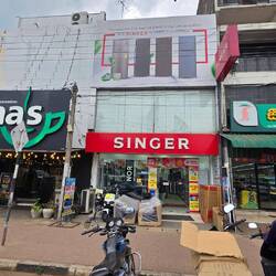 Rechts gab es unser Abendessen