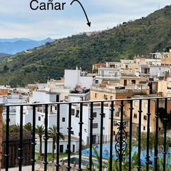 We have a good view of Soportújar with Cáñar across the barranco of the Río Chico.