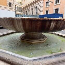 Some sights in the vicinity of Piazza Navona.